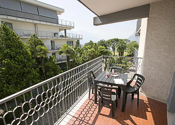 Riva Lago E Spiaggia Apartment 2 - Happy Rentals